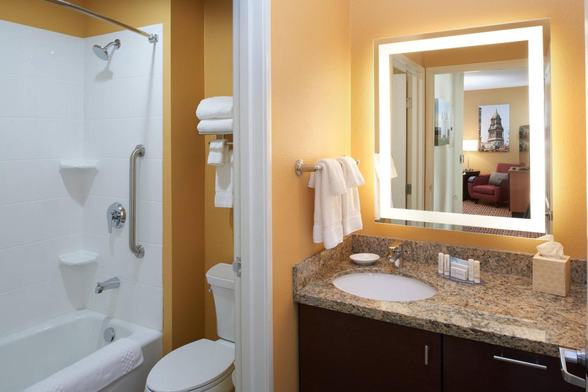 Towneplace Suites By Marriott Detroit Troy Zewnętrze zdjęcie