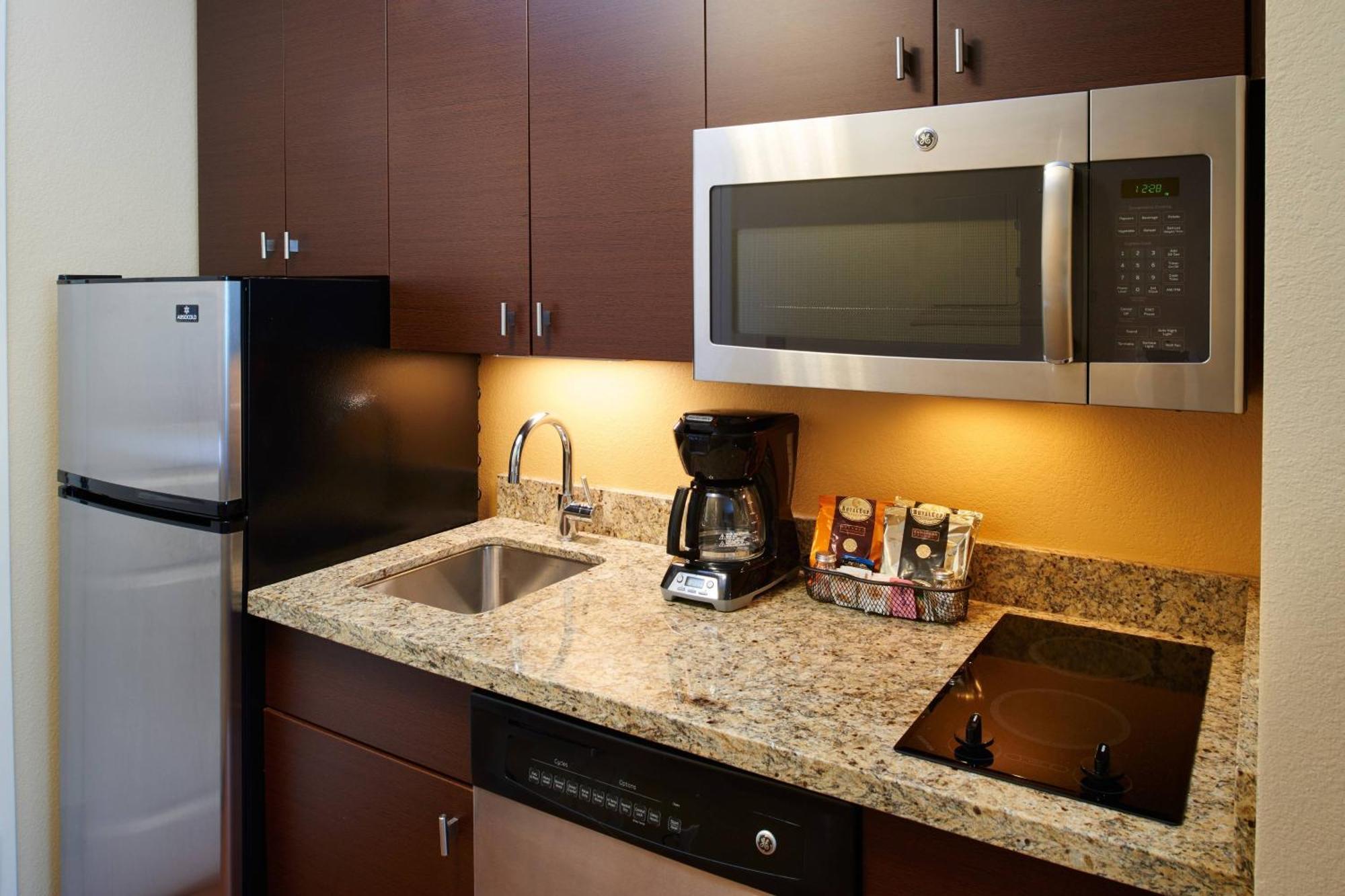 Towneplace Suites By Marriott Detroit Troy Zewnętrze zdjęcie